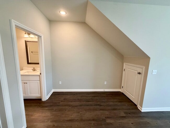 Building Photo - 1974 Midyette Rd