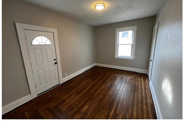 Foto del edificio - 5331 Fenwick Ave
