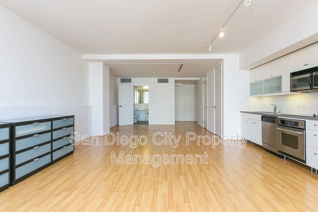 Foto del edificio - 350 W Ash St