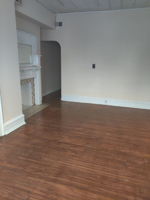 Foto del edificio - 842 Wynnewood Rd