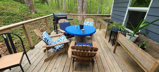 Foto del edificio - Short-Term Rental - Less than 10mins from ...