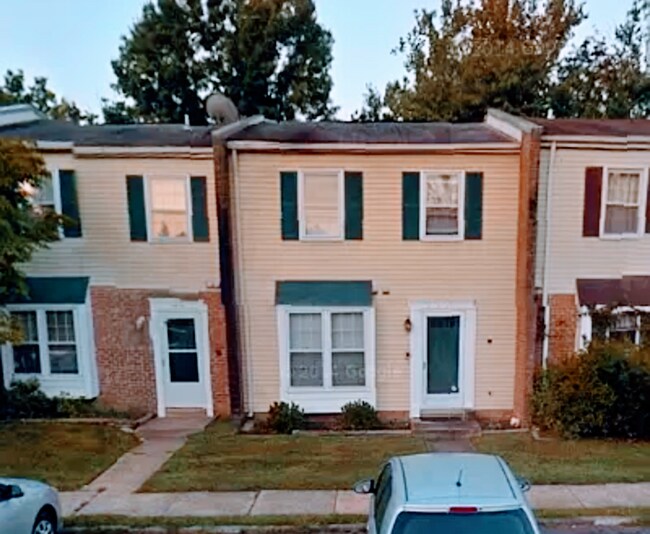 Foto del edificio - 5816 Burke Manor Ct