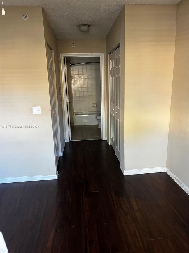 Foto del edificio - 4187 N Haverhill Rd