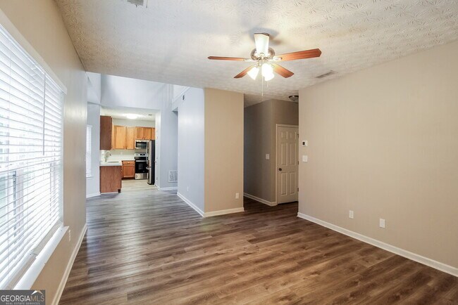 Foto del edificio - 7047 Red Maple Ln