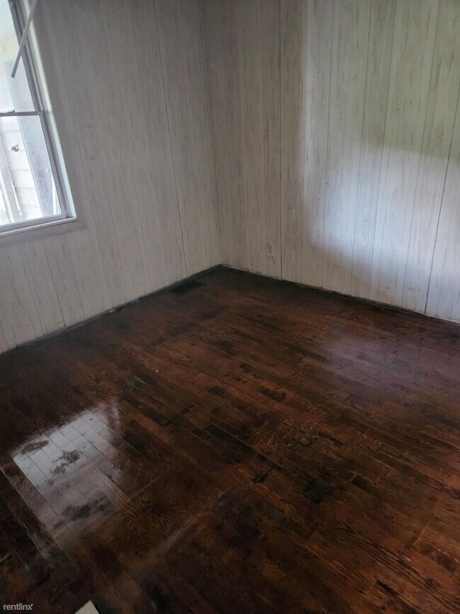Building Photo - 2 br, 1 bath House - 403 Hazel Street