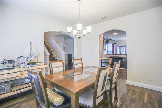 Foto del edificio - 2182 Liriope Ln