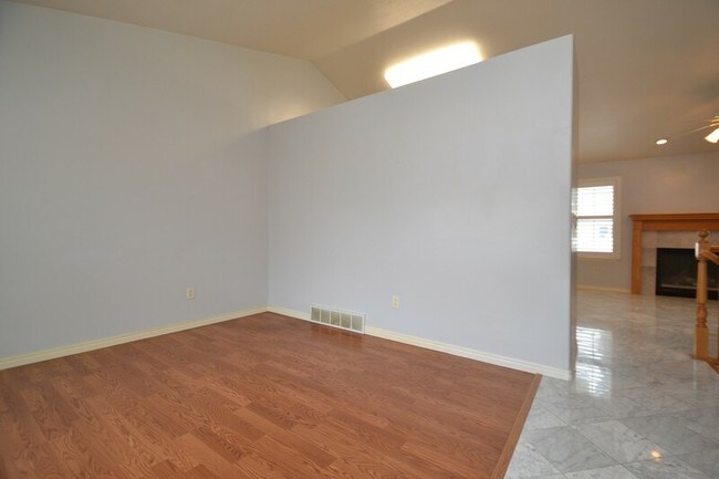 Building Photo - 3987 S Sugar Beet Dr