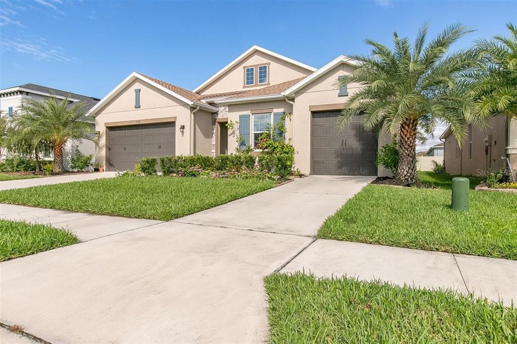 Foto principal - 11566 11th Ave E