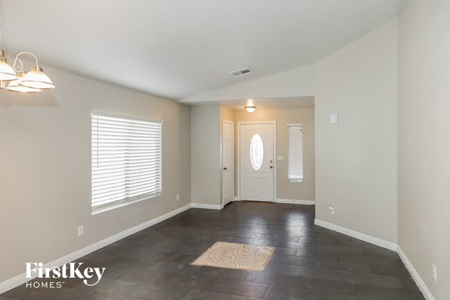 Building Photo - 6561 Duck Hill Springs Dr