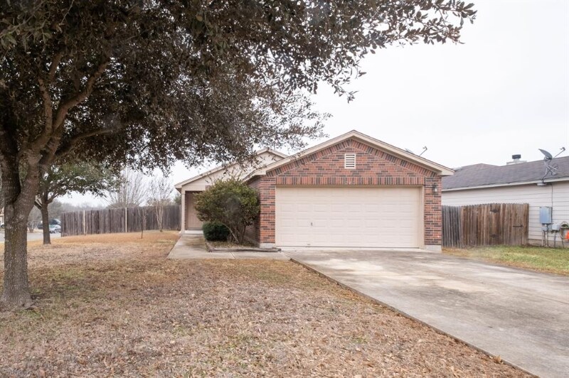 Foto principal - 240 Myrtle St