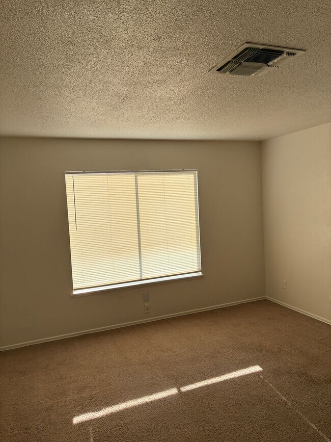 Foto del edificio - 2 Bedroom 1 Bath Home