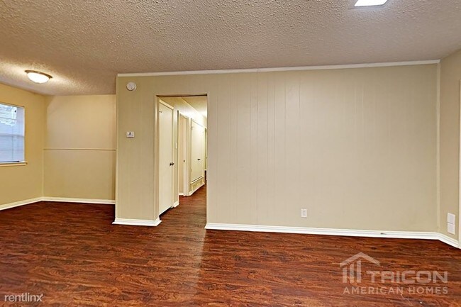 Building Photo - 6612 Andora Ave