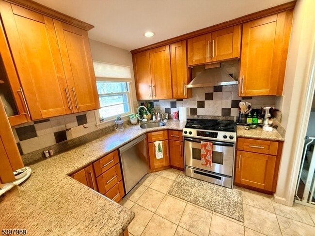 Building Photo - 3 Arthur Rd