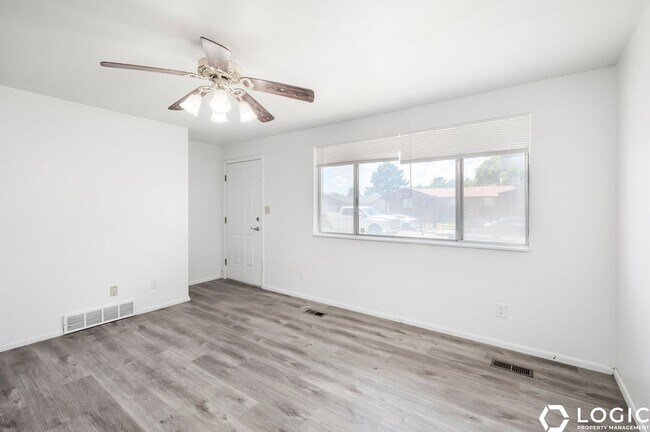Foto del edificio - 266 N 300 W