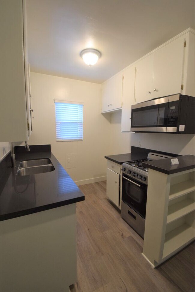 Foto del edificio - 4201-05 Arch Drive