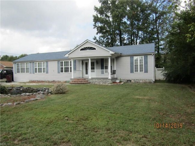 Building Photo - 4 bedroom in Chesapeake VA 23323