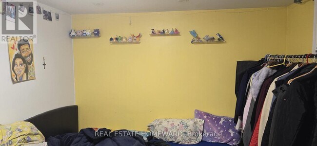 Photo du bâtiment - 30 Marchington Cir