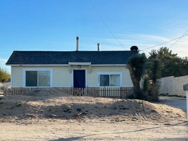 Foto del edificio - 3252 W Ave L