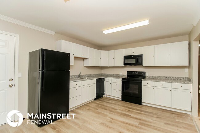 Foto del edificio - 6130 N Eugene Field Rd