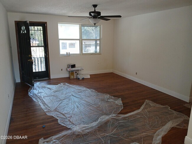 Foto del edificio - 1026 Imperial Dr