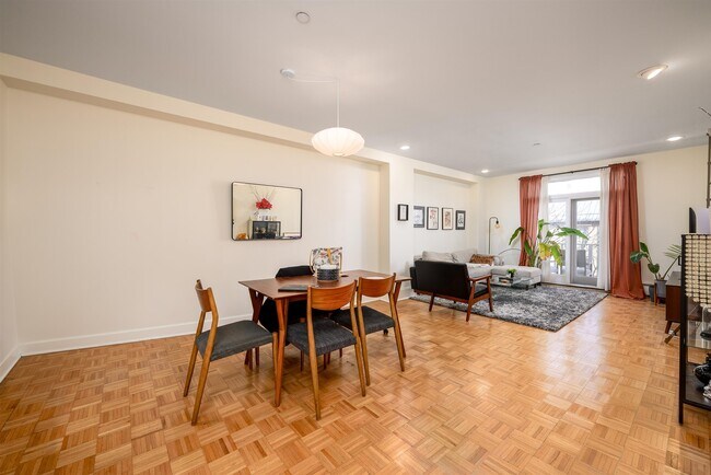 Foto del edificio - 207 Shearwater Ct W