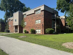 Building Photo - 5720 East Ave