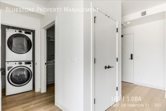 Foto del edificio - 1 Month Free With 12+ Month Lease!