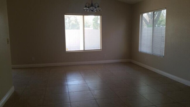 Building Photo - 4125 Lighthouse Ave