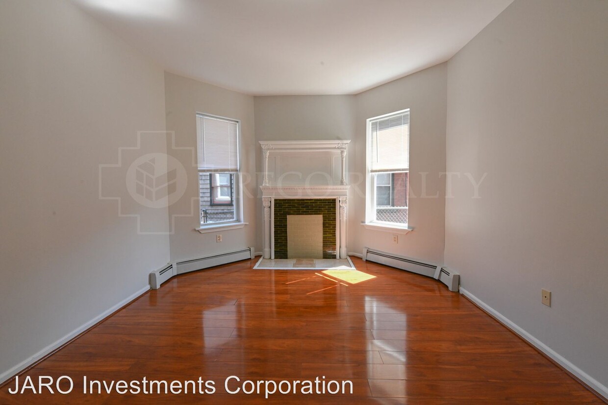 Primary Photo - 207 Wethersfield Ave