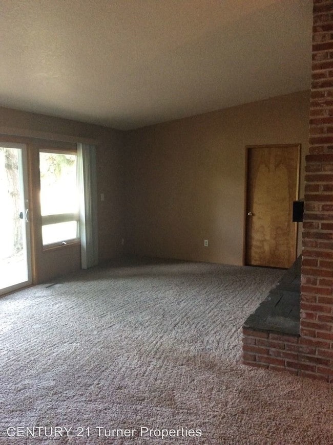 Foto del edificio - 9695 SW River Rd