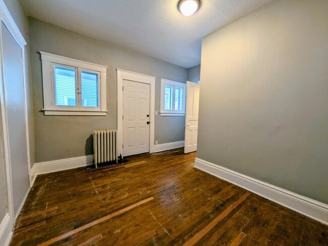 Photo - 924 N Capitol Ave Apartment