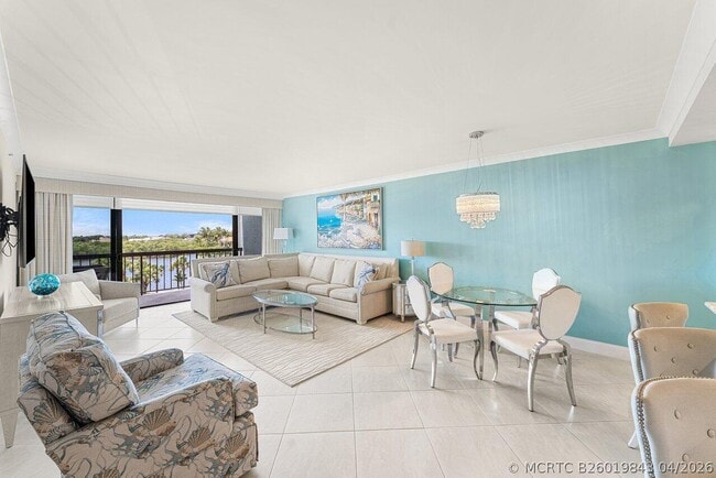 Building Photo - 4740 S Ocean Blvd