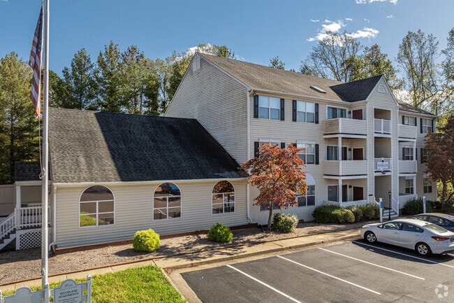 Building Photo - Woodlane Apartments