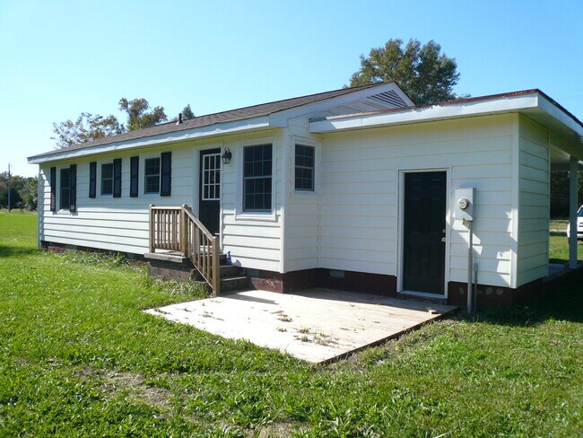 Building Photo - 7339 Griffin Rd