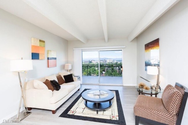 Building Photo - 1 br, 1 bath Apartment - 1045 Downing St