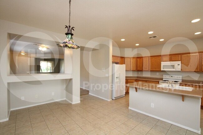 Building Photo - 39524 N Harbour Town Way