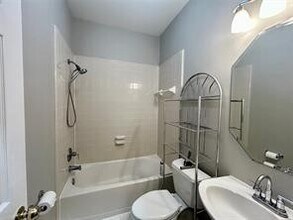 Building Photo - 16807 Laguna Springs Dr