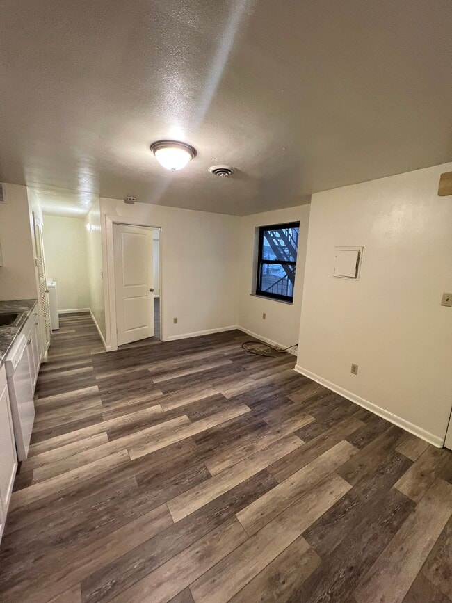 Foto del edificio - 3312 Juliet St