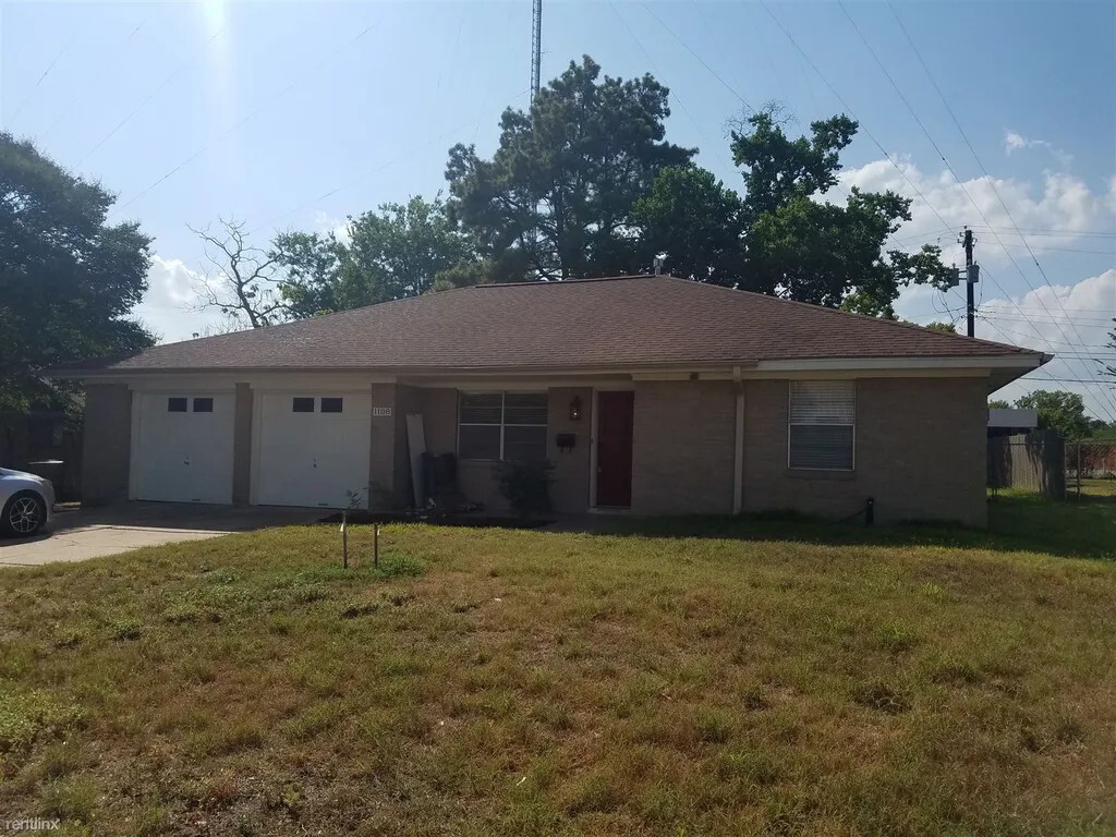 Photo - 1108 Dona Dr (Bryan, TX)