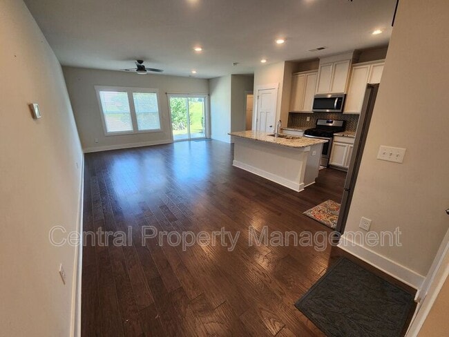 Photo - 112 Outback Dr House