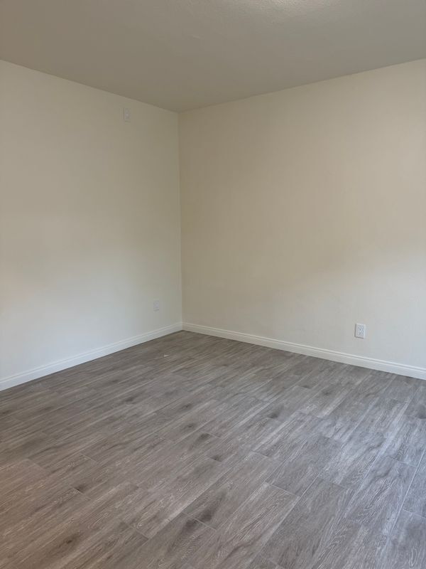 Foto del edificio - 223 E Colorado Blvd