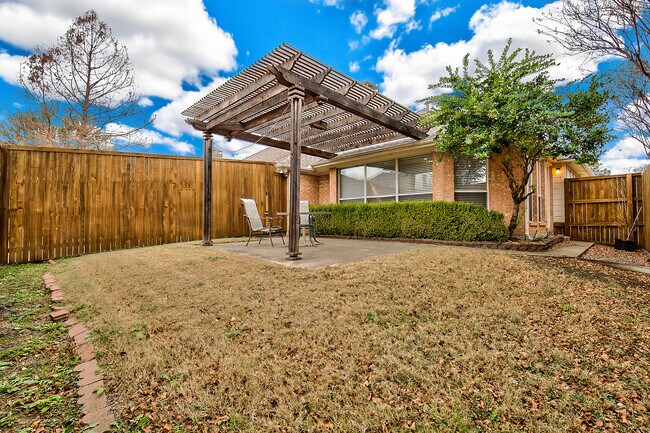 Building Photo - 3016 Afton Ridge Dr