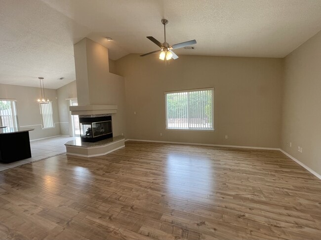 Building Photo - 8601 Coppell Ct NE