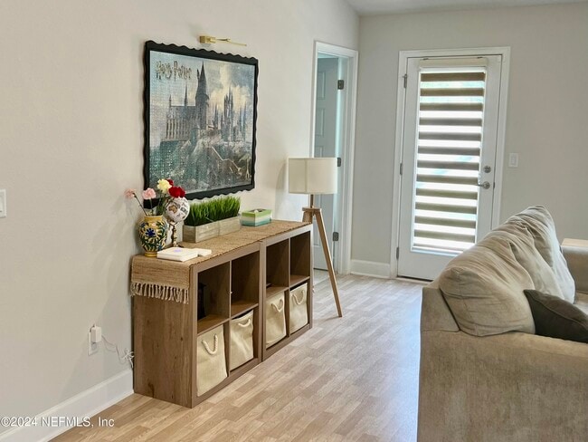 Building Photo - 8076 Belsay Cir