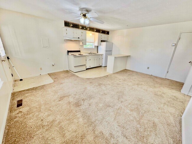 Foto del edificio - Lease Up 120