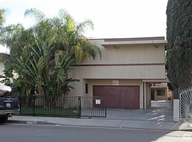 Building Photo - 6118 Prospect Ave