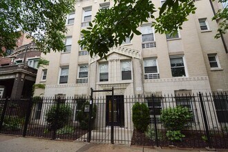 Building Photo - 1850 N Humboldt Blvd