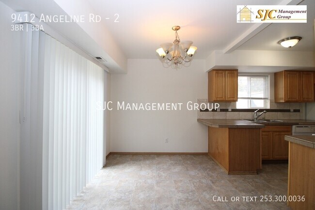 Building Photo - Townhome for rent in Bonney Lake