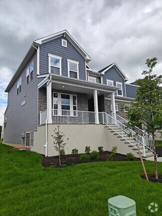 Building Photo - 9 Devon Dr