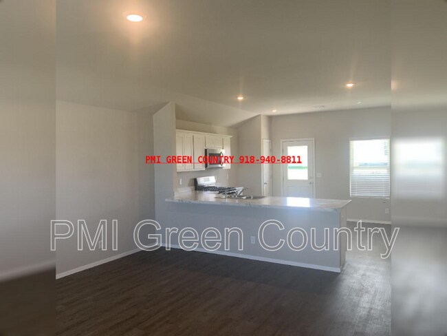 Building Photo - 1103 W Abilene Rd